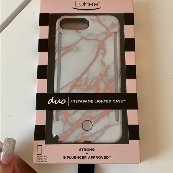 Lumee instafame lighted case. Selfie case - Picture 1 of 4